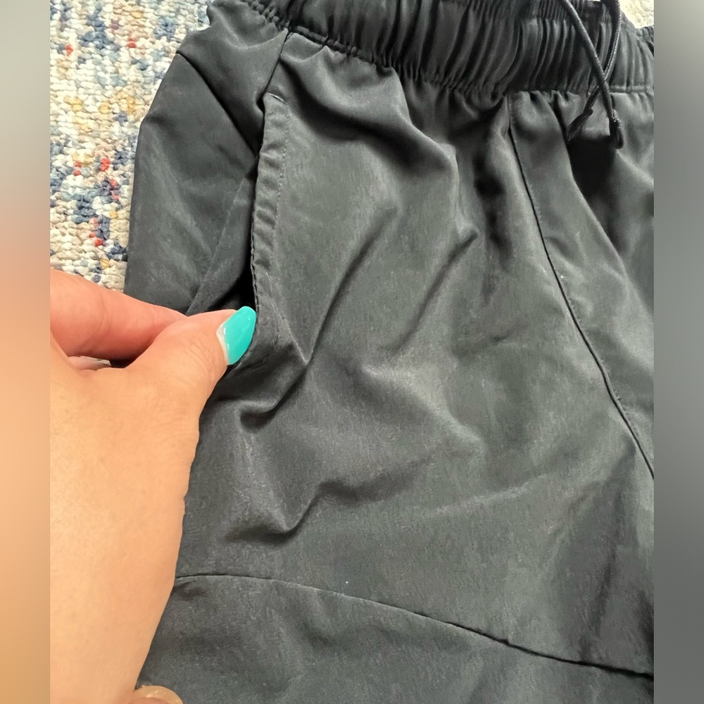 Nike Dri-fit girls shorts - Picture 6 of 9